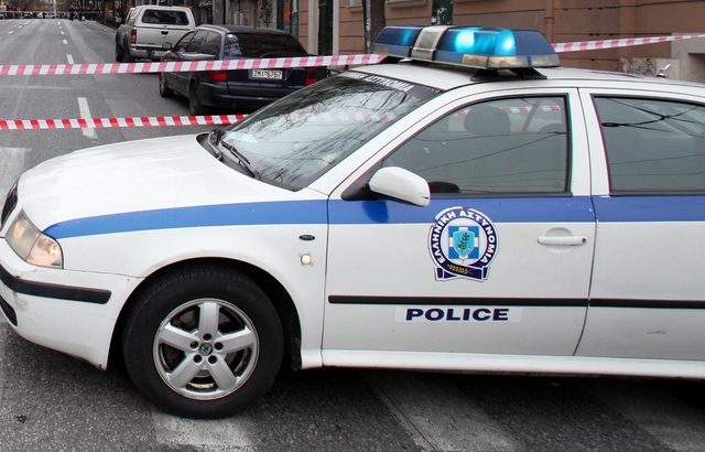 Θεσσαλονίκη:Συνελήφθη 22χρονος μετά από καταδίωξη για μεταφορά εννέα αλλοδαπών
